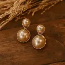 Regal Pearl Eaaring