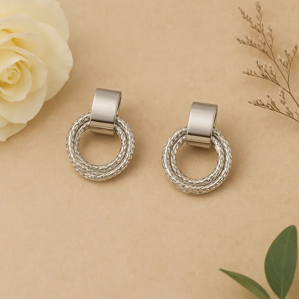 Twilight Knots Earing