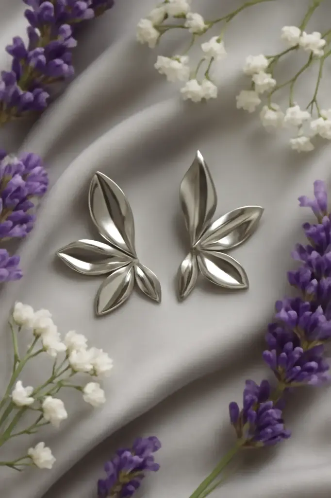 Silver Gleam Studs