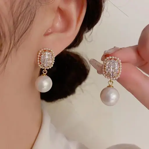 Crystal Belle Earrings